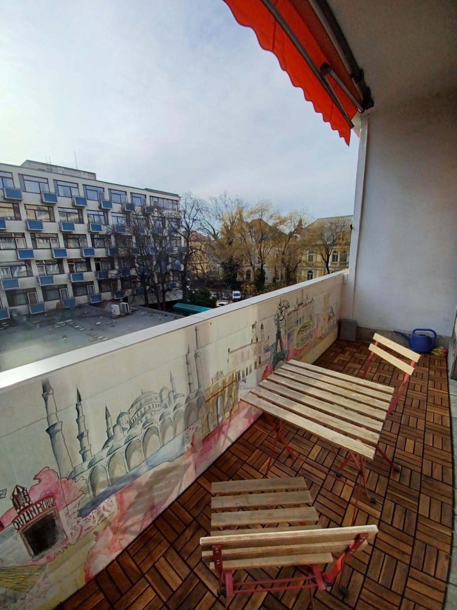 Hero'S Square Apartment Boedapest Buitenkant foto